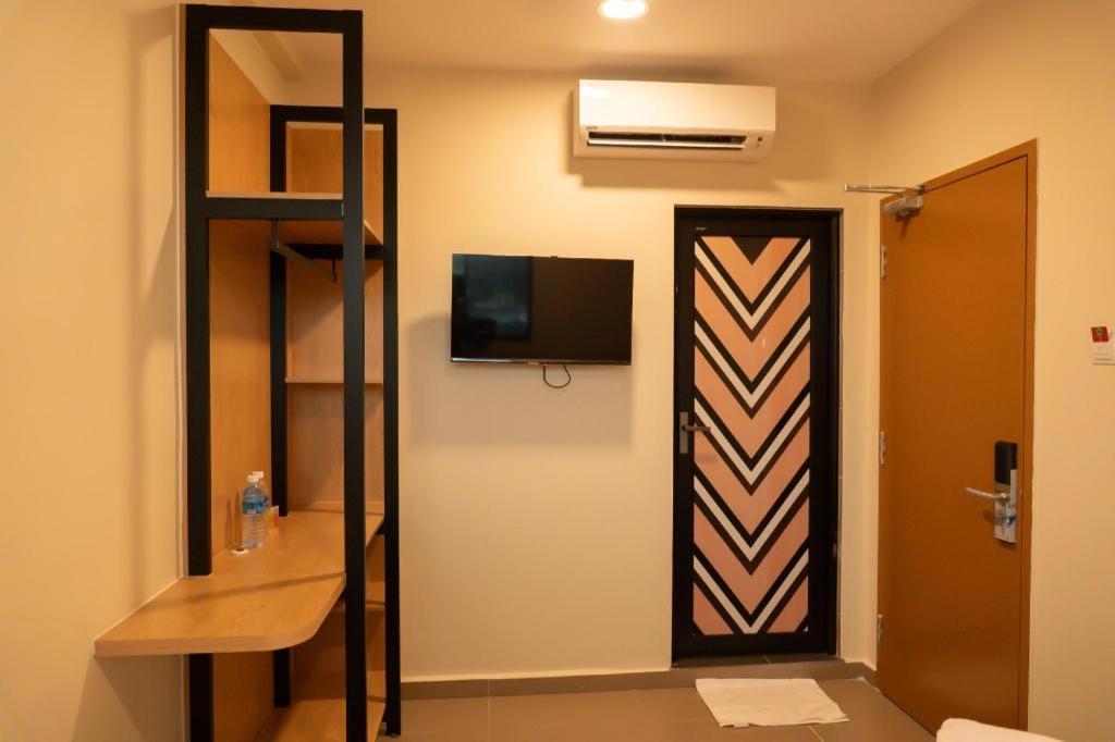 โรงแรมซันเซอร์ยา กลัง ภายนอก รูปภาพ